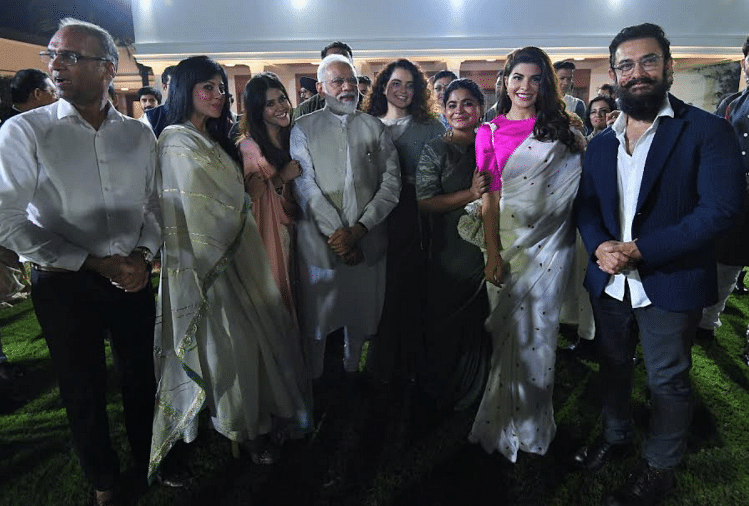 PM Modi With Stars