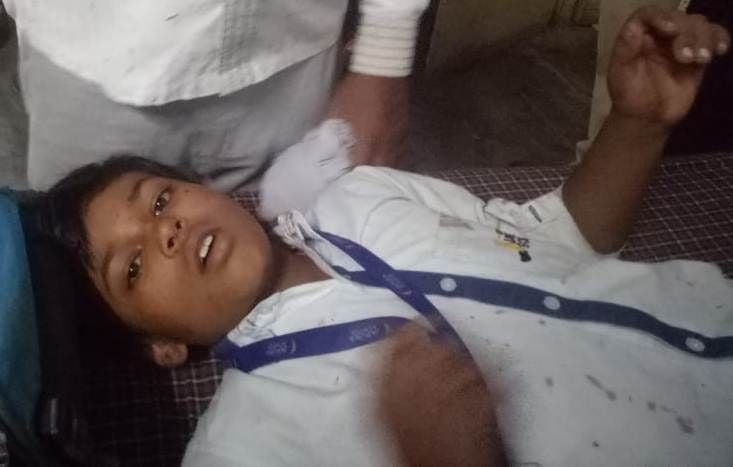 घायल बच्चे घायल बच्चे