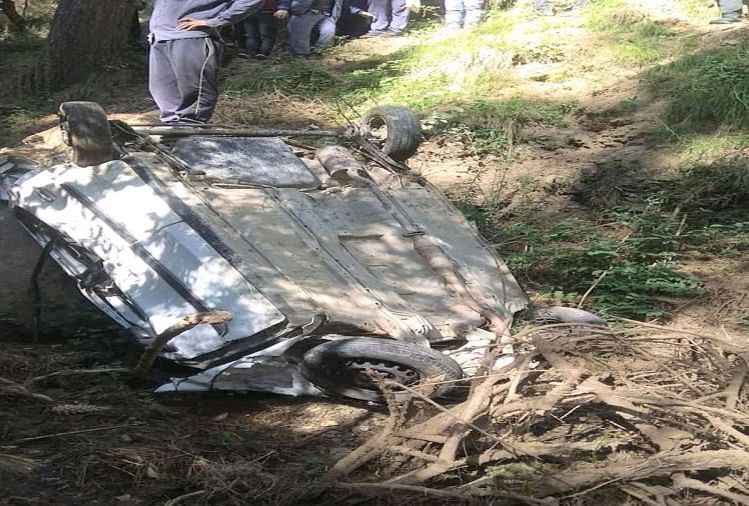 three died and two injured in road accident at chaupal shimla