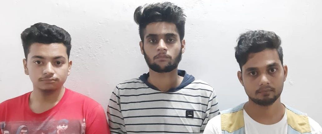 BBA student and businessman son looted gun from god at Pannalal Road near SRN Hospital BBA student and businessman son looted gun from god at Pannalal Road near SRN Hospital