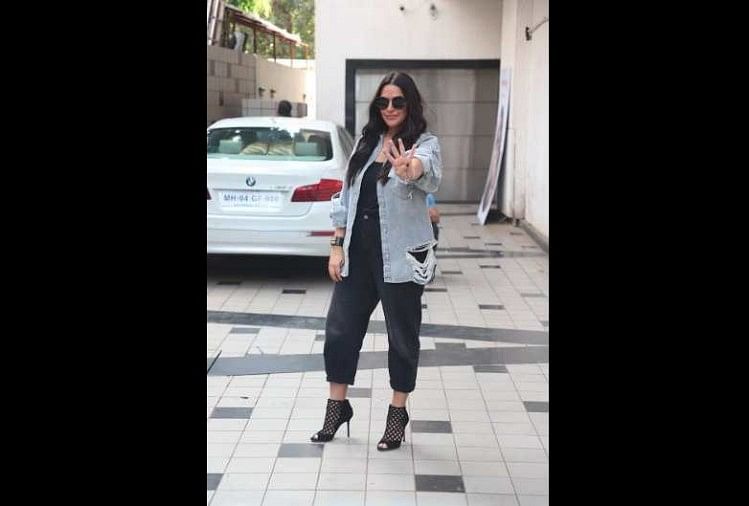 neha dhupia
