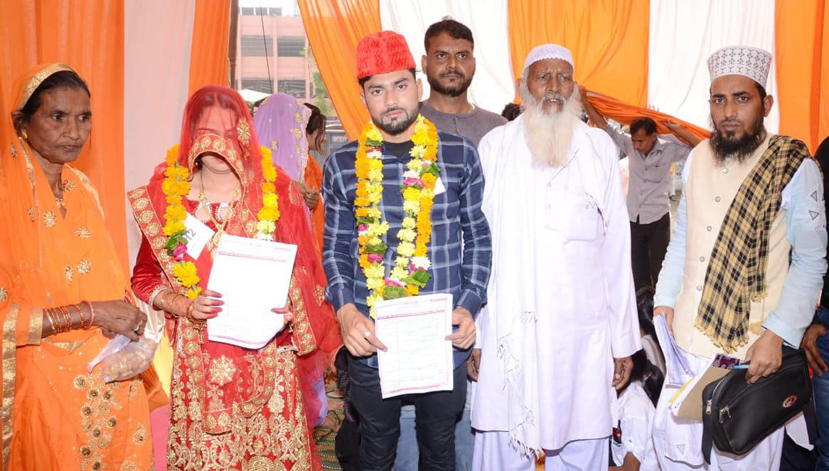 मुख्यमंत्री सामूहिक विवाह सम्मेलन में मुस्लिम जोड़ों ने कबूला निकाह