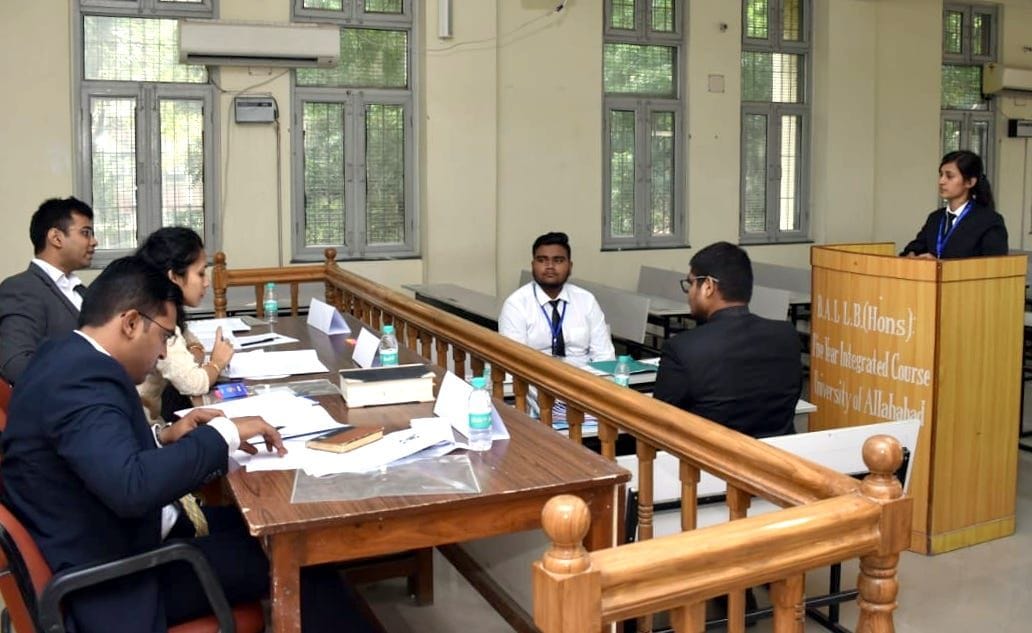 Moot court practices in Allahabad university law faculty