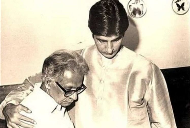 Harivansh Rai Bachchan 112th Birth Anniversary Look At The Photos With Amitabh Bachchan - हरिवंश राय बच्चन के लाडले रहे हैं अमिताभ, 112वीं जयंती पर देखें पिता-पुत्र की अनदेखी ...