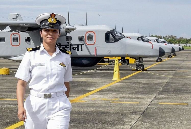 Navy Agniveer Recruitment: अग्निवीर भर्ती में बेटियों ने दिखाया जोश, नौसेना के लिए तीन दिन में 10 हजार रजिस्ट्रेशन