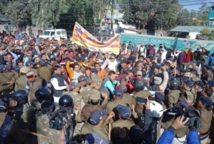 Uttarakhand General OBC Employees Association protest rally against promotion stay