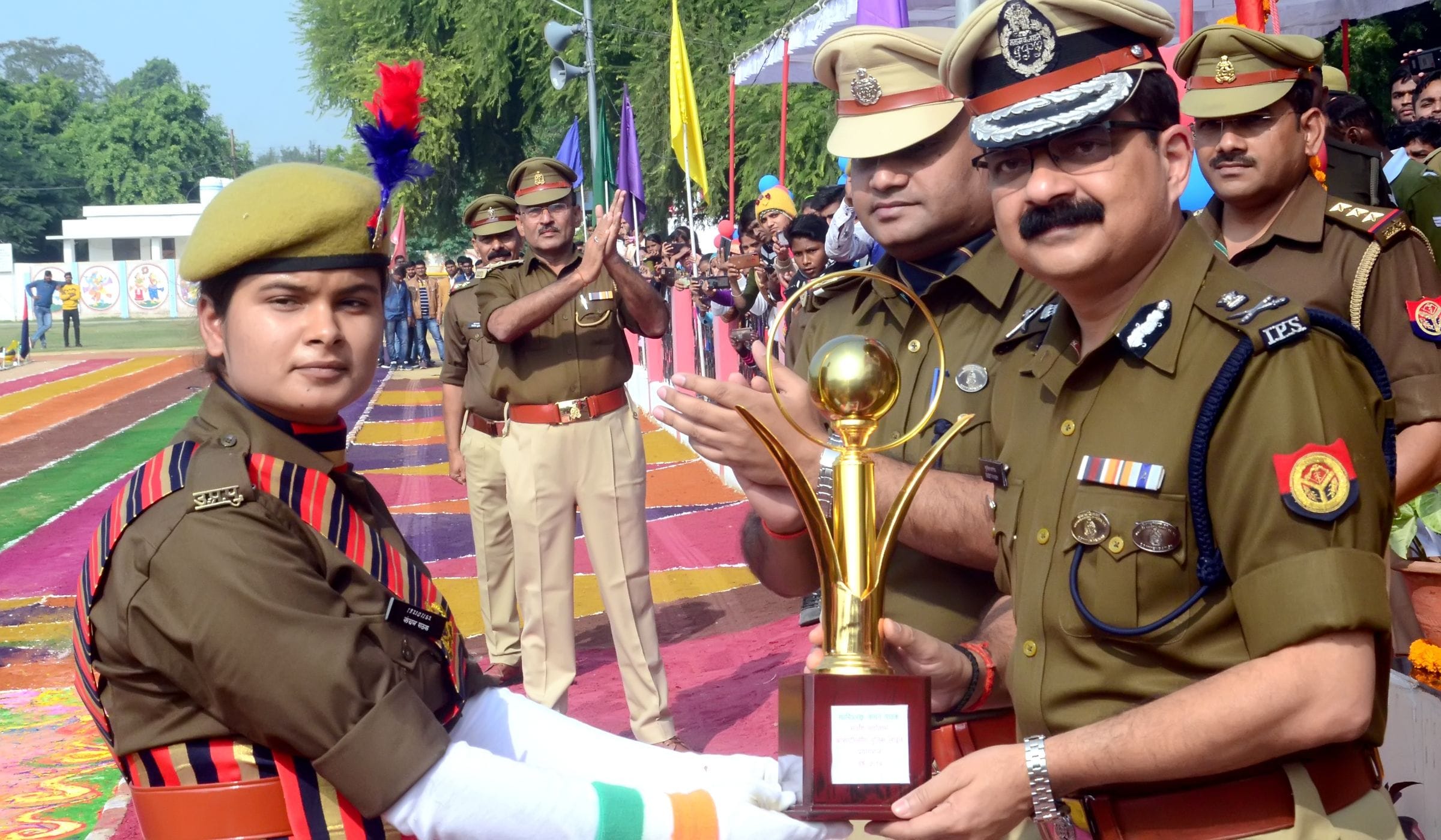 Kanchan became the best trainee, ADG honored Kanchan became the best trainee, ADG honored