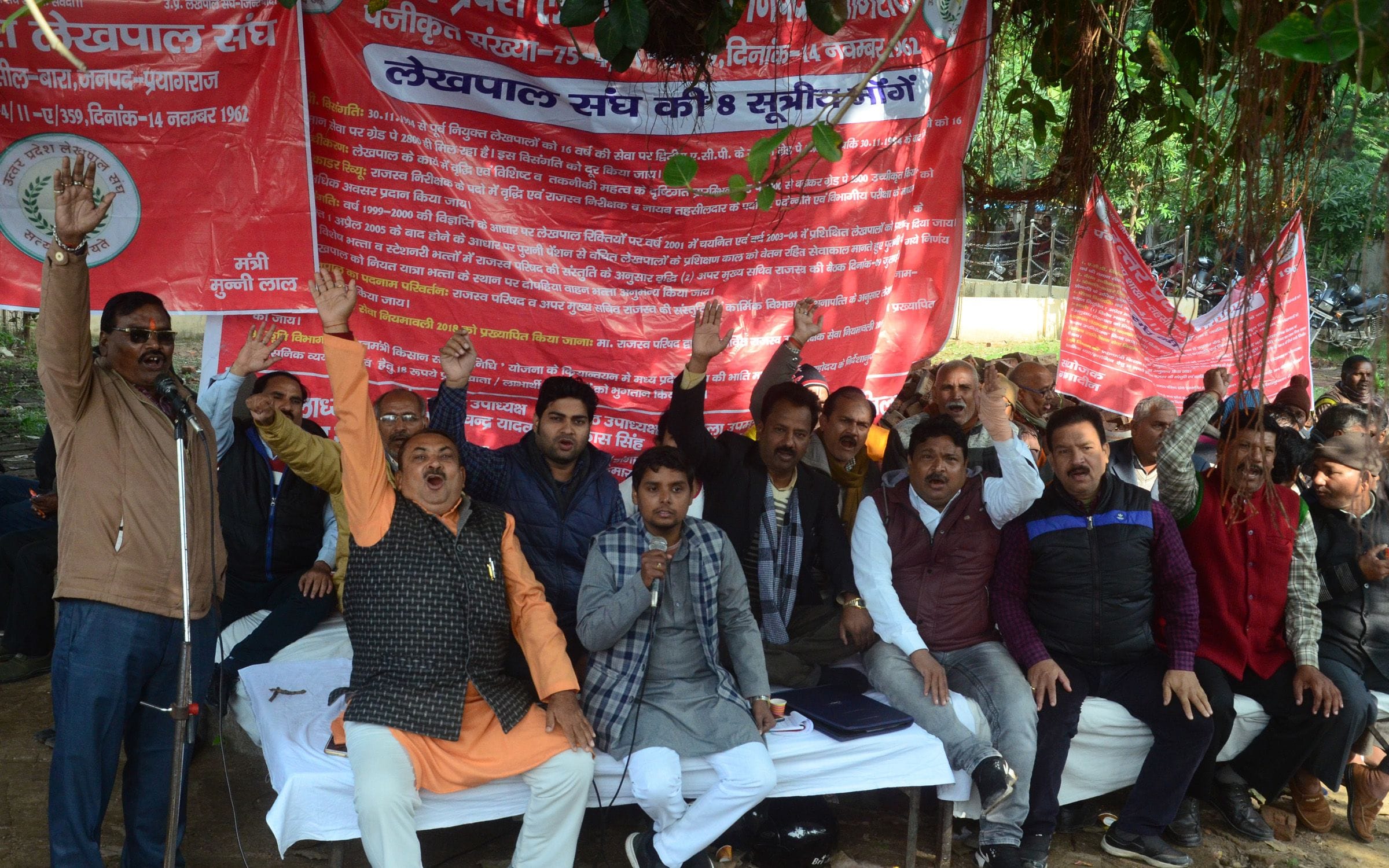 Strike of accountants, solidarity visible Strike of accountants, solidarity visible