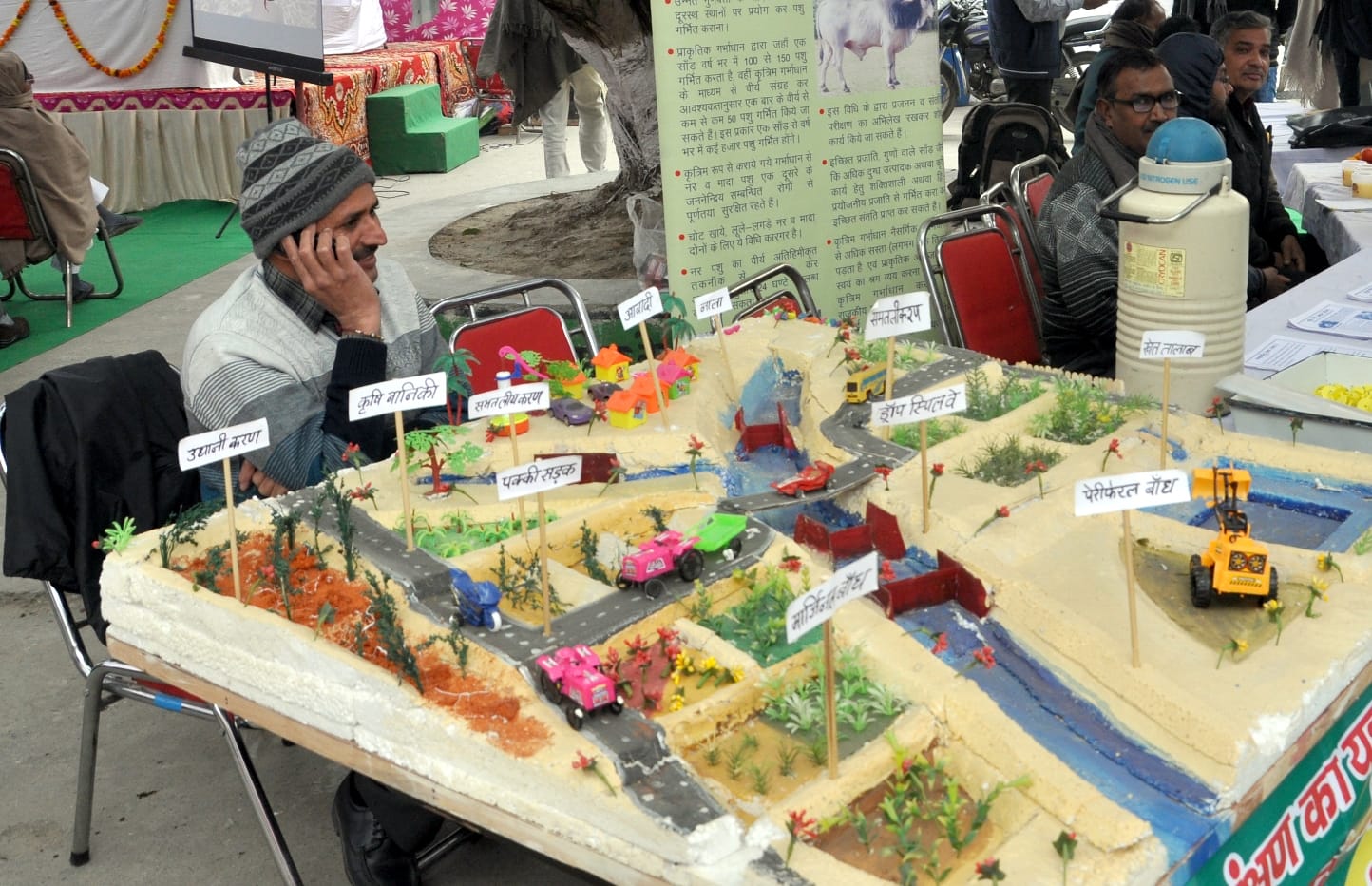 शामली माजरा रोड पर पूर्व प्रधानमंत्री चौधरी चरण सिंह के जन्मदिवस अवसर पर किसान सम्मान दिवस में ल?