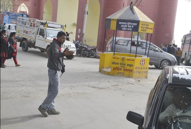 no traffic police constable in nahan delhi gate in sirmour in himachal pradesh