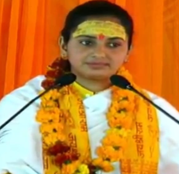 झिंझाना क्षेत्र के गांव आमवाली में कथा करती राधिका देवी झिंझाना क्षेत्र के गांव आमवाली में कथा करती राधिका देवी