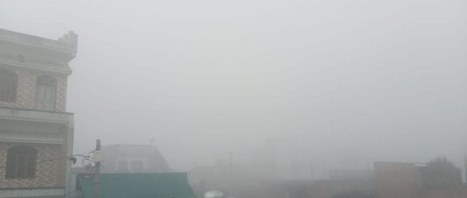 कासगंज में छाया घना कोहरा कासगंज में छाया घना कोहरा