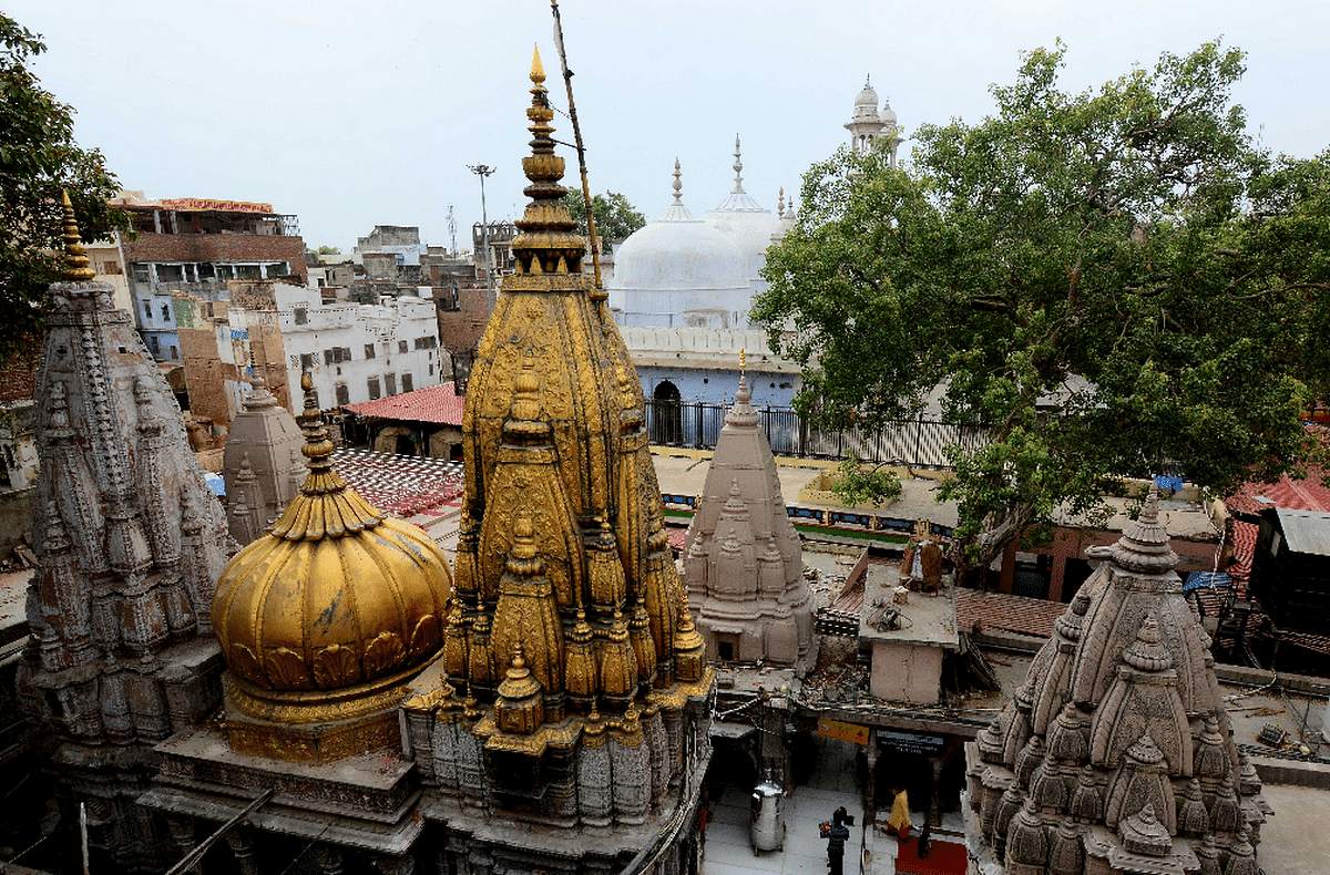 काशी विश्वनाथ मंदिर।