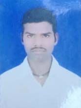 लालगंज के डीह मेंहदी में जर्जर मकान गिराने के दौरान दबकर मृत मजदूर विनोद सरोज। फाइल फोटो