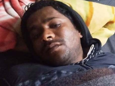 लालगंज के लीलापुर में ट्रकों के आमने सामने की टक्कर में घायल चालक। लालगंज के लीलापुर में ट्रकों के आमने सामने की टक्कर में घायल चालक।