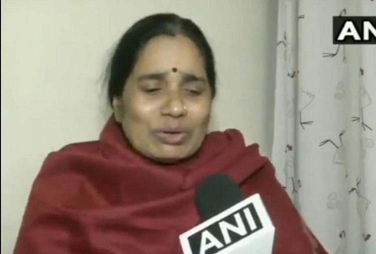 निर्भया की मां का गुस्सा फूटा, बोलीं- क्या गुस्सा शांत करने के लिए दी थी दरिंदों को मौत की सजा? निर्भया की मां