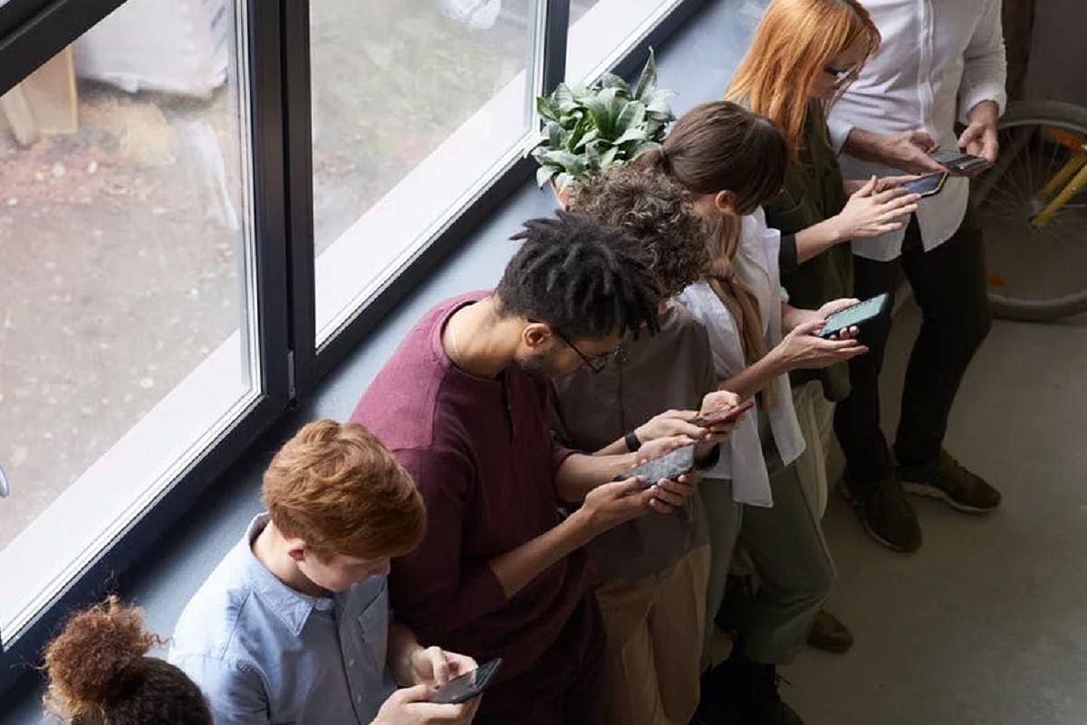 Cyber Bullying, Internet