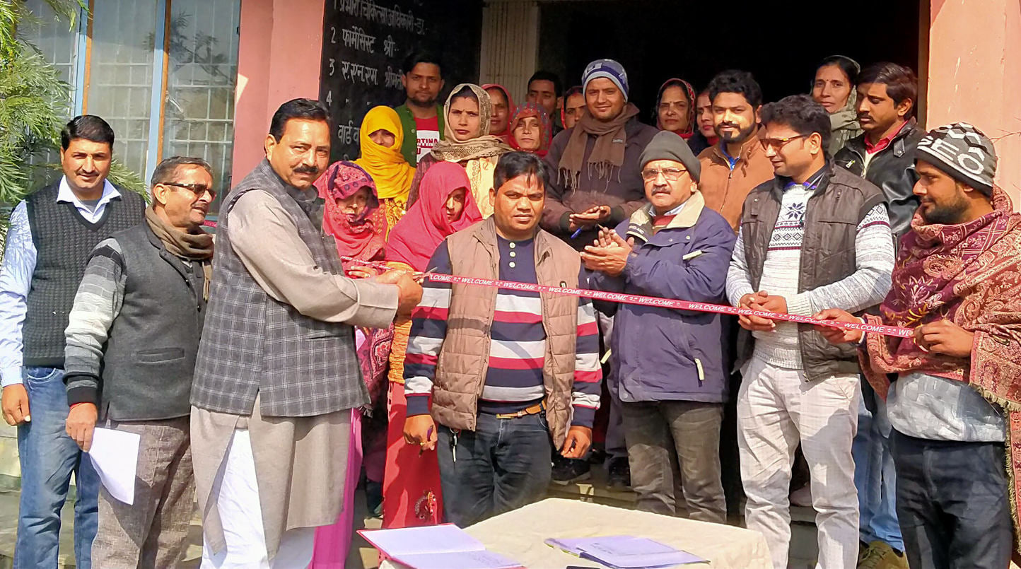 कांधला क्षेत्र के गांव डूंन्डूखेडा प्राथमिक स्वास्थ्य केन्द्र पर स्वास्थ्य मेले का फीता काट कर कांधला क्षेत्र के गांव डूंन्डूखेडा प्राथमिक स्वास्थ्य केन्द्र पर स्वास्थ्य मेले का फीता काट कर