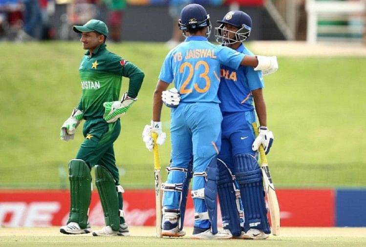 Image result for अंडर-19 वर्ल्ड कप पाकिस्तान को दस विकेट से रौंदकर फाइनल में पहुंचा भारत"