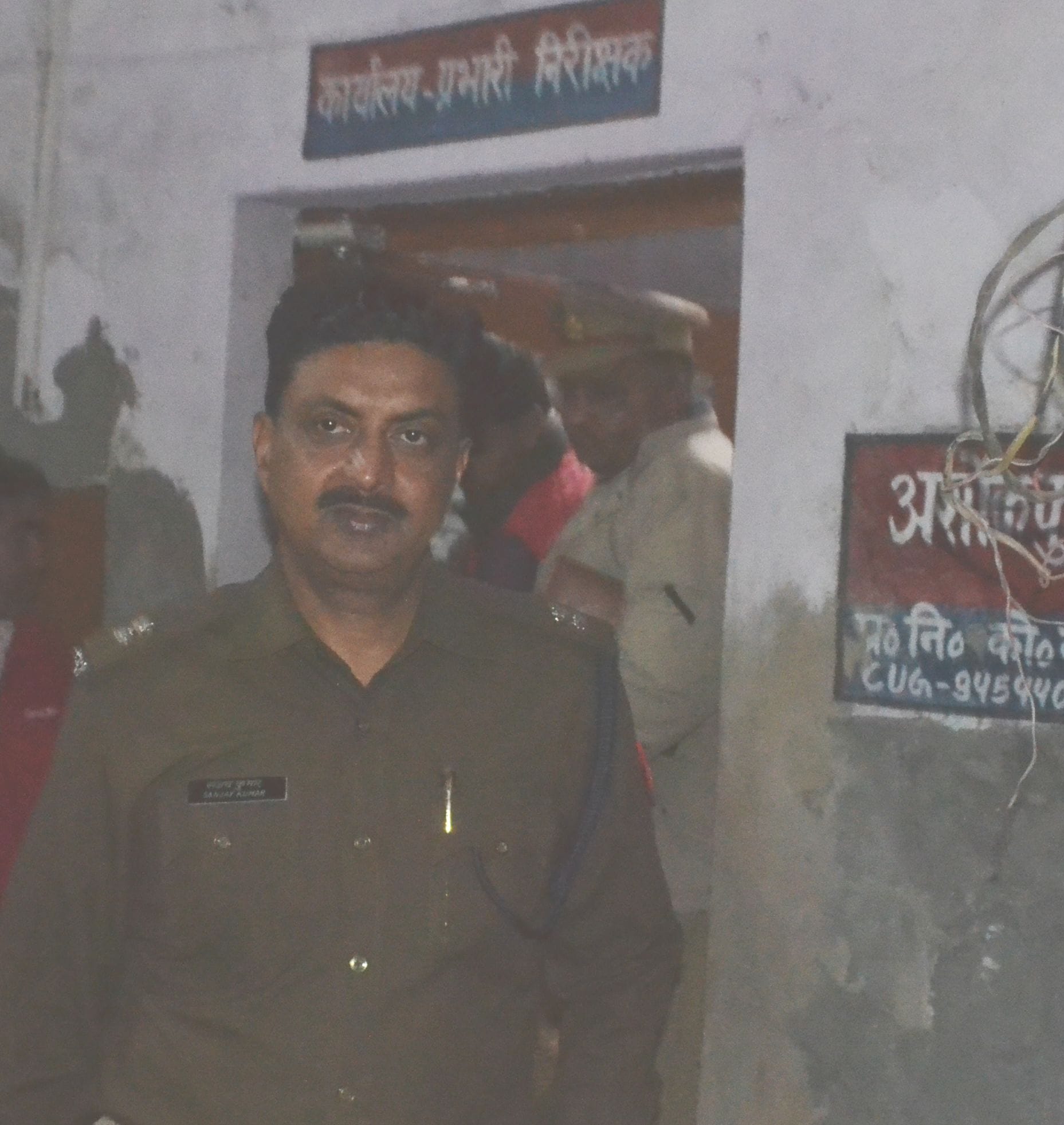 मौहल्ला रैवाड़ी में एक मासूम के साथ हुए दुस्कर्म की घटना की जांच को पहुंचे एएसपी- संवाद- संवाद मौहल्ला रैवाड़ी में एक मासूम के साथ हुए दुस्कर्म की घटना की जांच को पहुंचे एएसपी- संवाद- संवाद