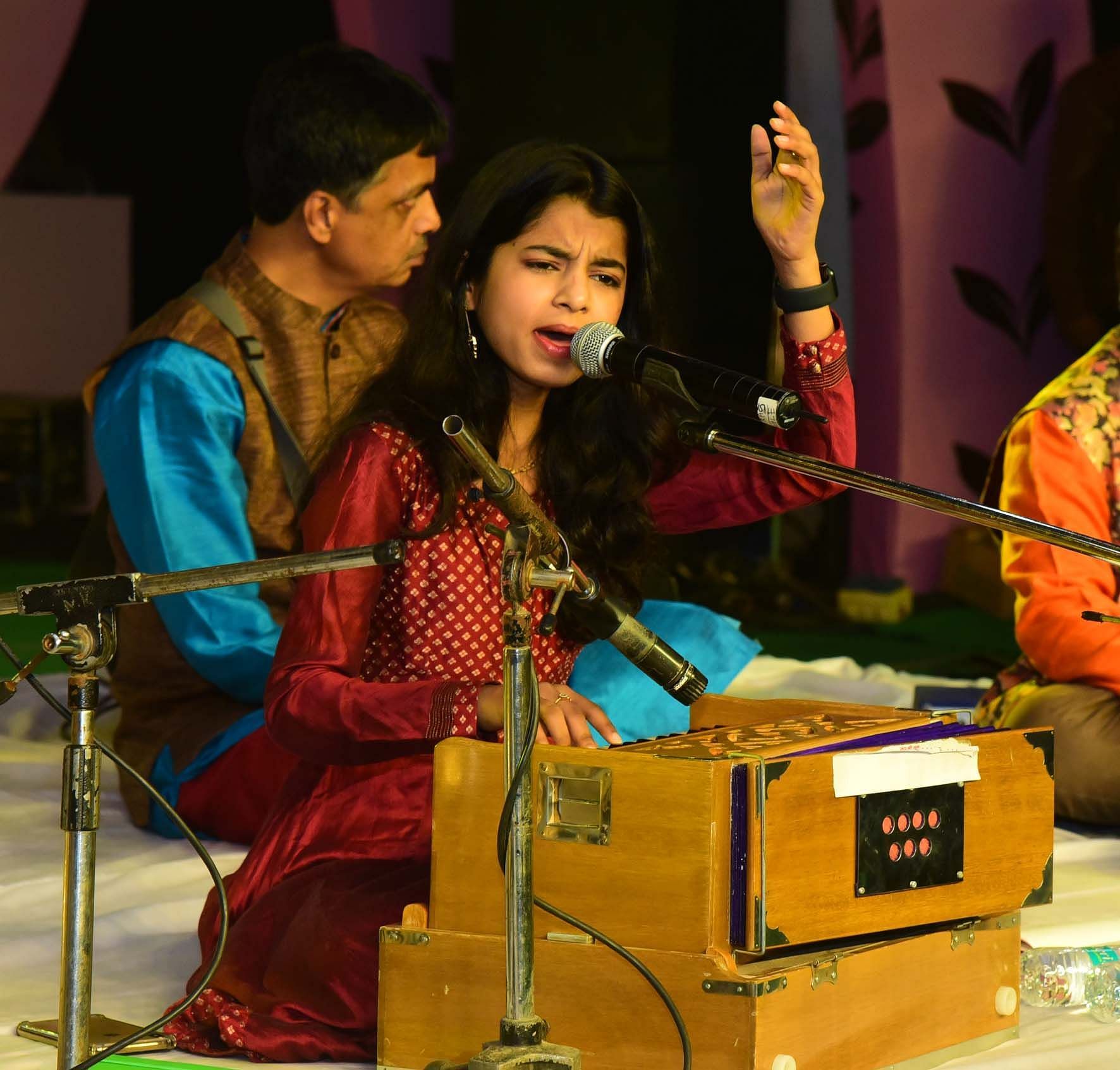 Singer Maithili