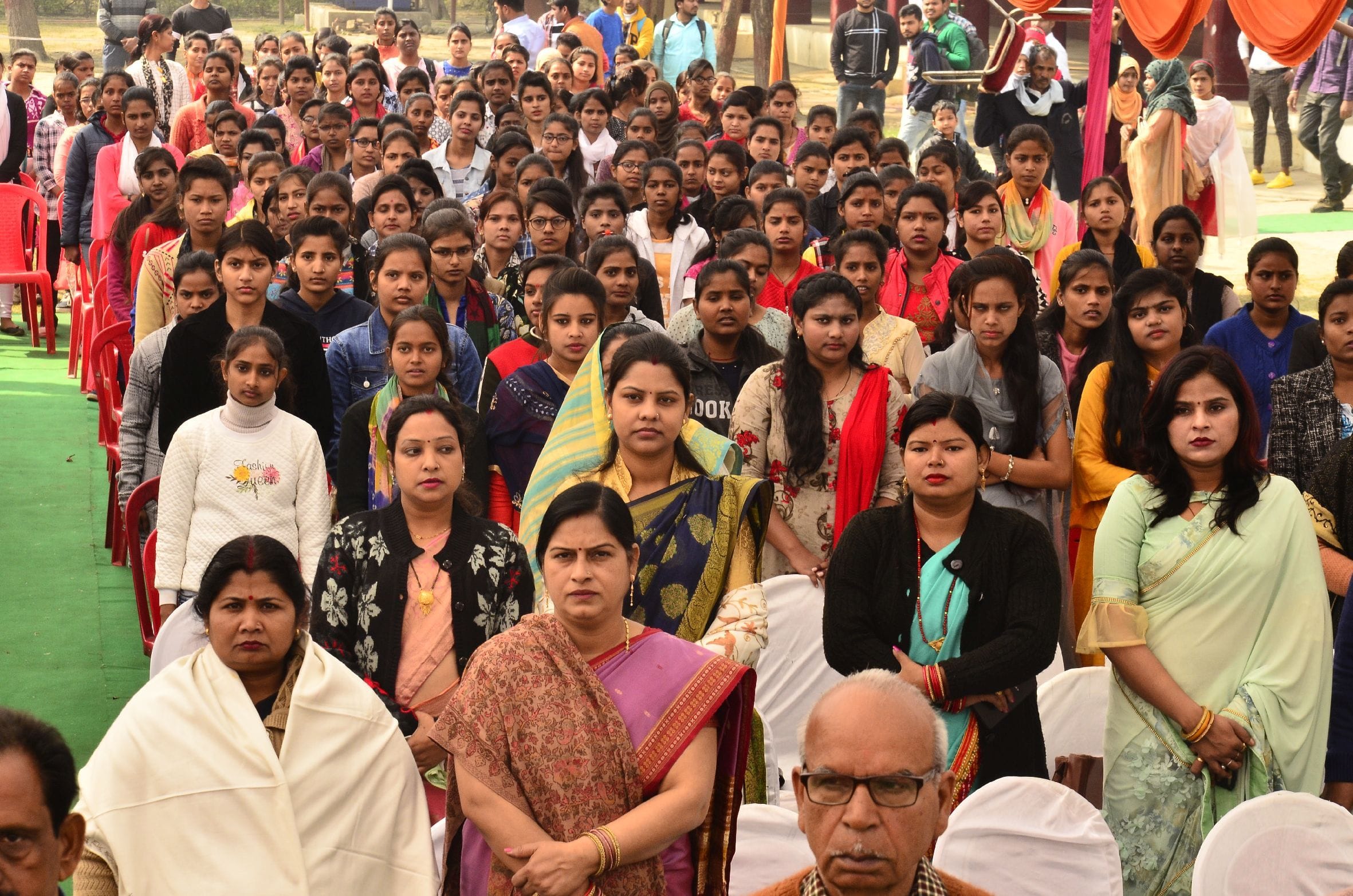 बहराइच के किसान डिग्री कालेज में बुधवार को युवा महोत्सव कार्यक्रम में मौजूद लोग। बहराइच के किसान डिग्री कालेज में बुधवार को युवा महोत्सव कार्यक्रम में मौजूद लोग।