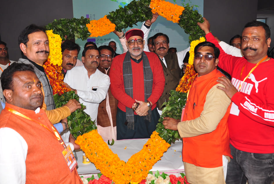 जनमंच में जनसंख्या समाधान फाउंडेशन एंव हिन्दु जागरण मंच के तत्वाधान राष्ट्र रक्षक सम्मेलन में प