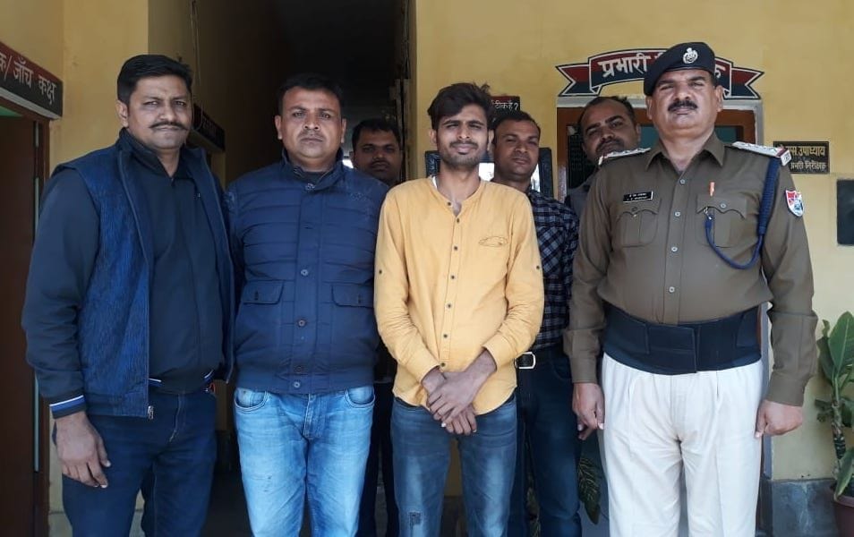 Ticket maker gets caught with restricted software Ticket maker gets caught with restricted software