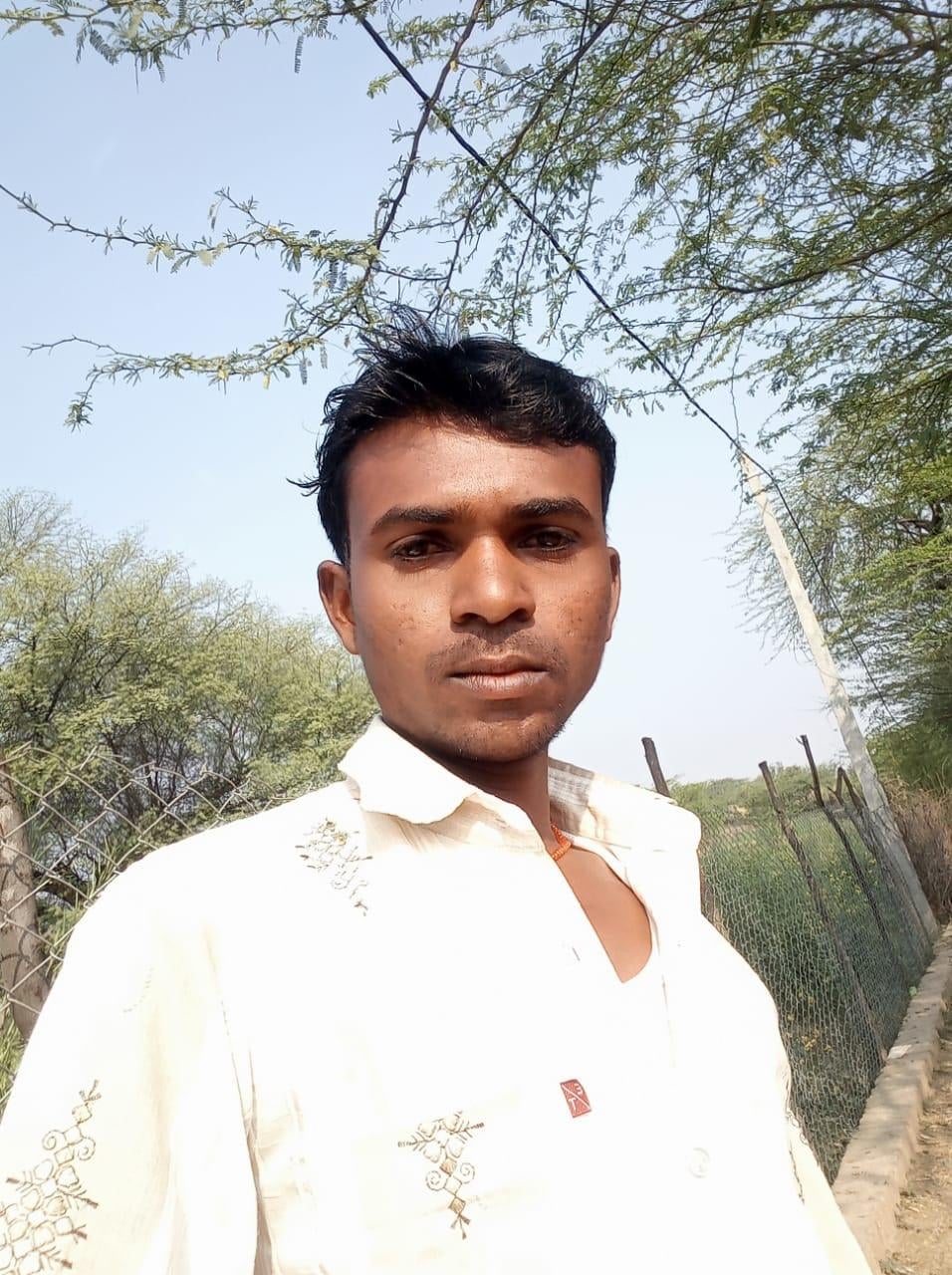 बहादुर बहादुर