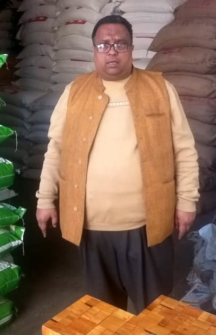किराना कारोबारी दिनेश जैन किराना कारोबारी दिनेश जैन
