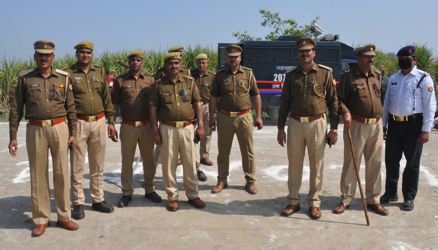 शामली भैसवाल रोड पर पुलिस लाइन के आवासीय व अनवासीयो भवनो के निर्माणकार्यो के शिलान्यास समारोह क? शामली भैसवाल रोड पर पुलिस लाइन के आवासीय व अनवासीयो भवनो के निर्माणकार्यो के शिलान्यास समारोह क?