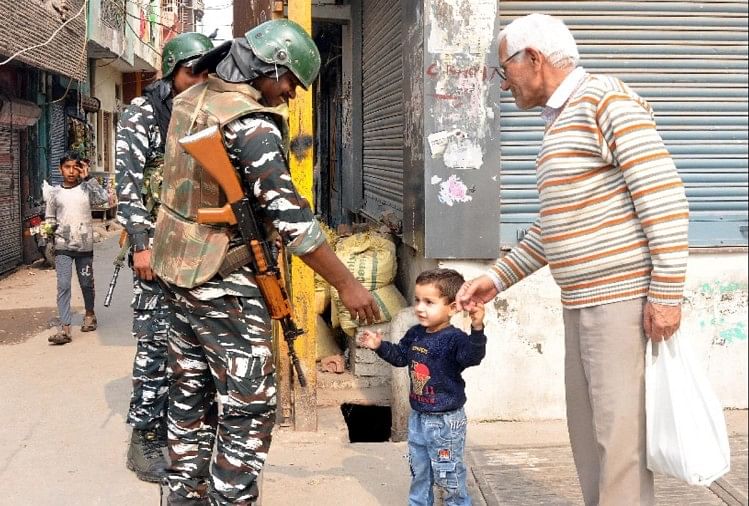 Delhi Violence live updates cm kejriwal pm modi death toll rises tahir shahrukh delhi police
