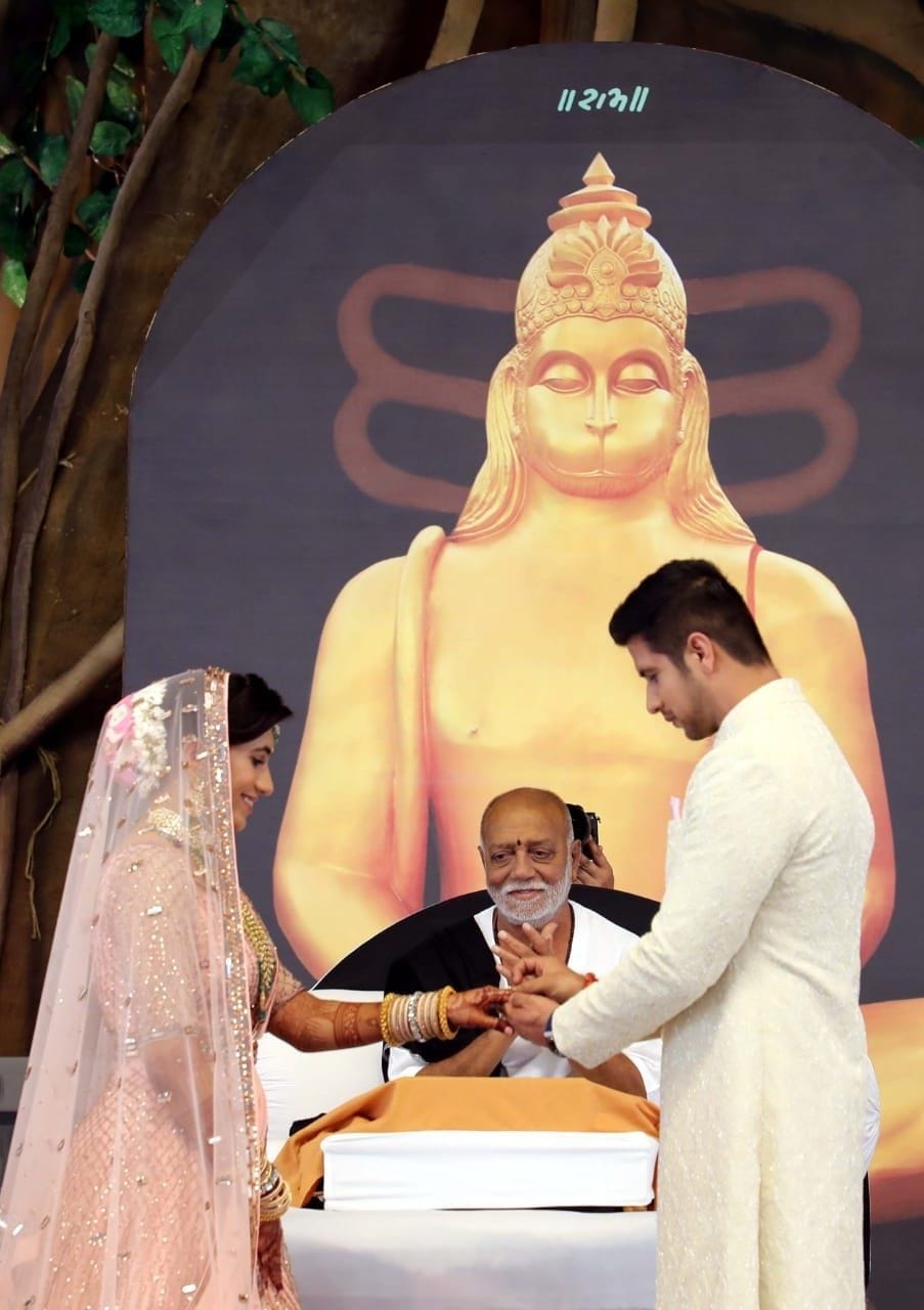 morari bapu told the greatness of ganga sarayu and godavari morari bapu told the greatness of ganga sarayu and godavari