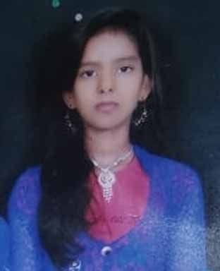 मृत छात्रा नेहा सरोज। फाइल फोटो