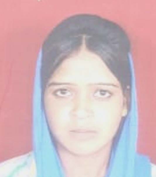 बागपत यमुना में लापता हुई मोना का फाइल फोटे बागपत यमुना में लापता हुई मोना का फाइल फोटे