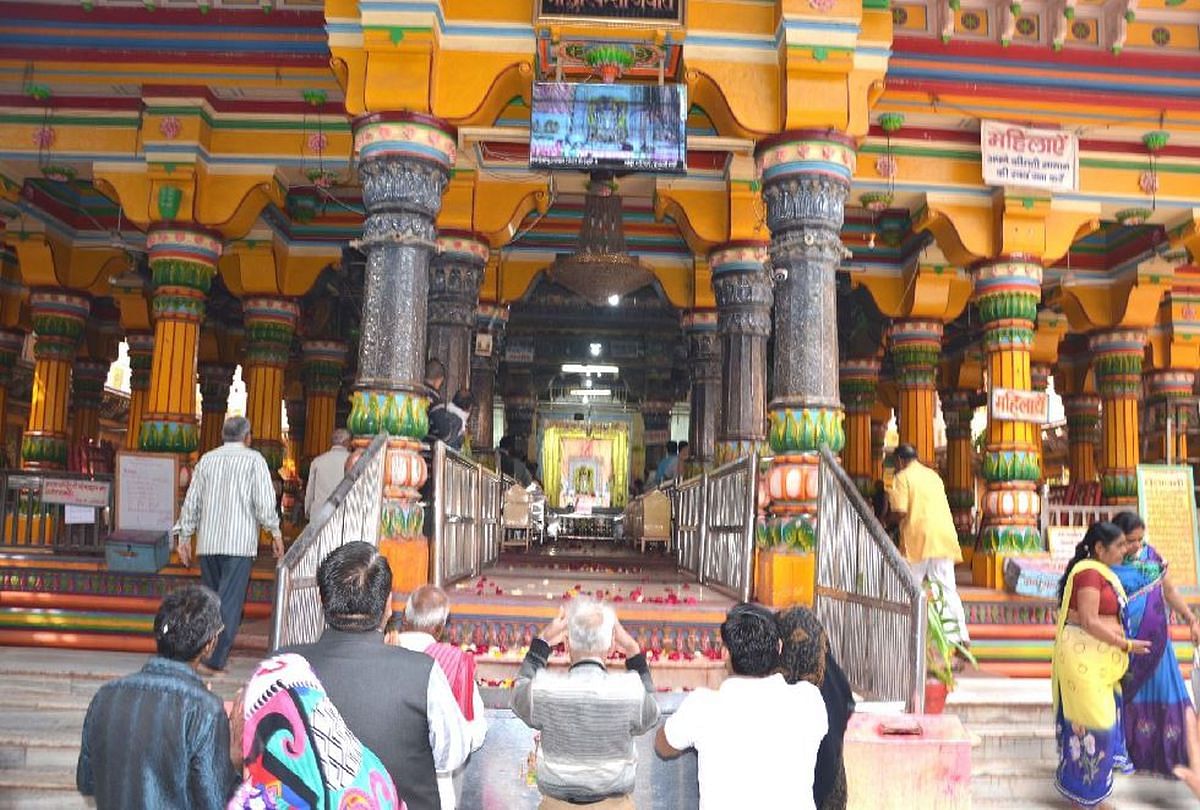 Temples Of Mathura Closed For Devotees During Lockdown ...