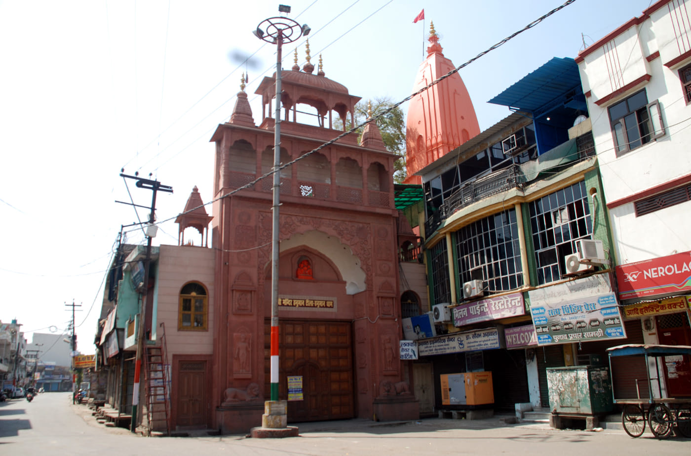 शामली में बंद पडा हनुमान धाम शामली में बंद पडा हनुमान धाम