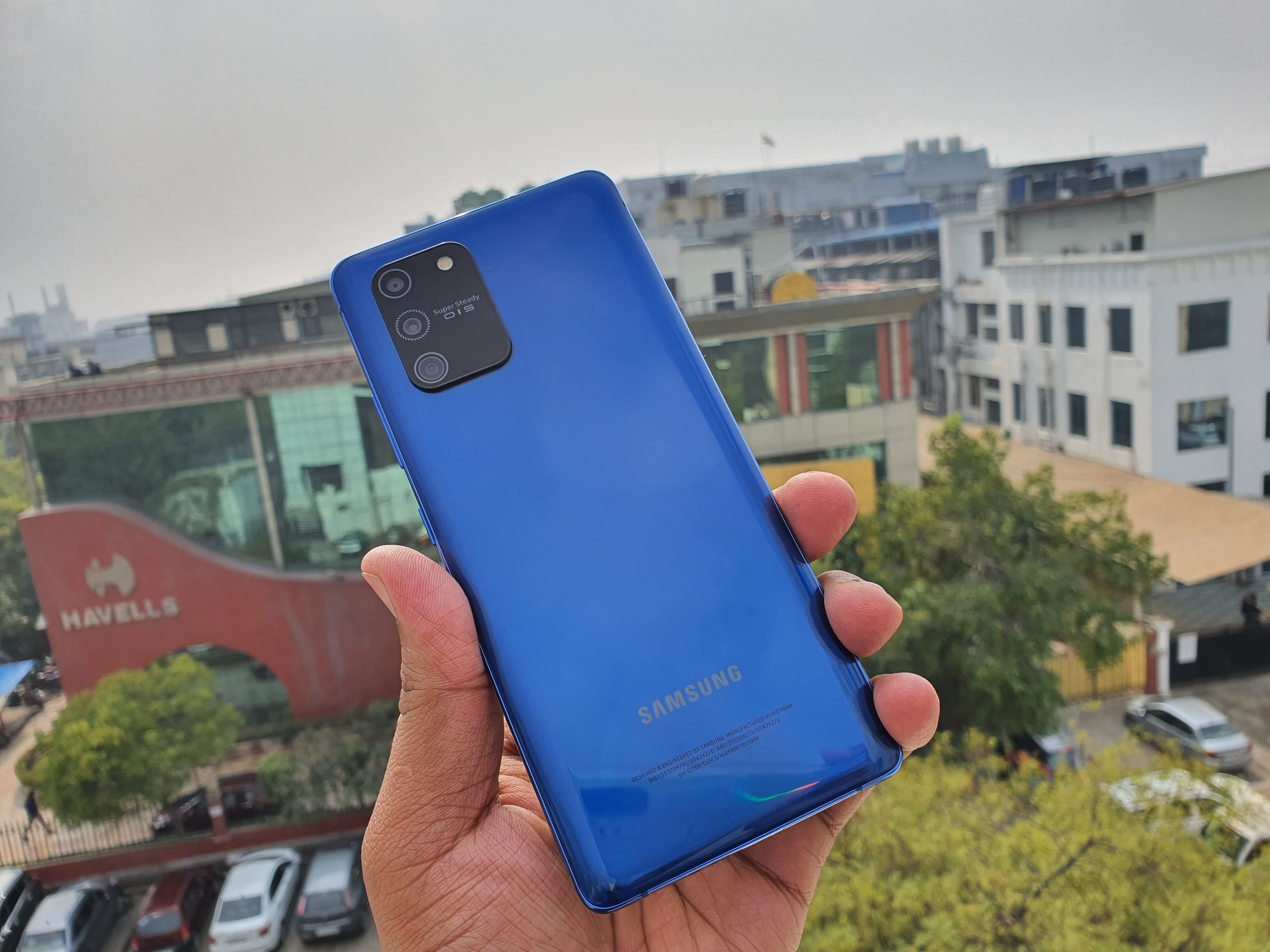 samsung galaxy s 10 lite review