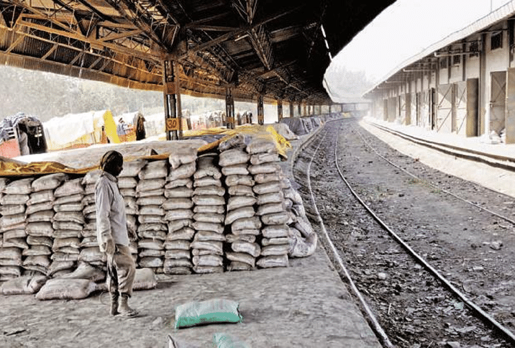 India Cement Shut Down Its Production To Stop Spreading Of Coronavirus अब स म ट व य प र पर भ ट ट क र न व यरस क कहर ब द ह ए इ ड य स म ट क क रख न Amar Ujala Hindi News Live