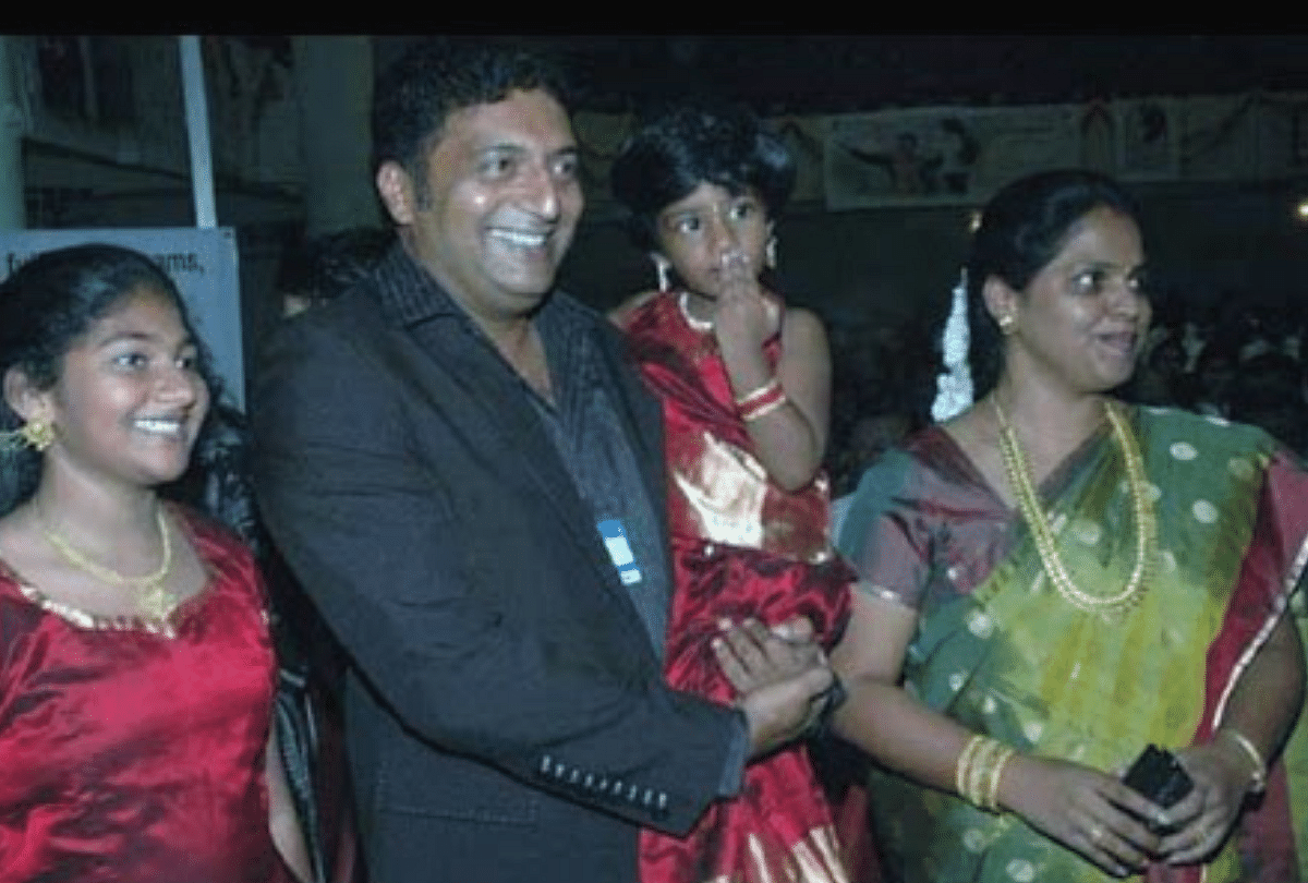 मिलिए एक्टिविस्ट एक्टर प्रकाश राज की पहली पत्नी से, शादी के बाद अभिनय से ले  लिया था संन्यास - Entertainment News: Amar Ujala