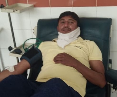  रक्त देते सोमबीर सरोहा जुआं