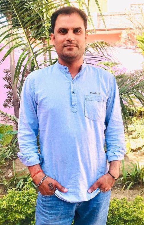 शामली क्षेत्र के गांव कुडाना हाल में चीन के वुहान से लौटा विकास शामली क्षेत्र के गांव कुडाना हाल में चीन के वुहान से लौटा विकास