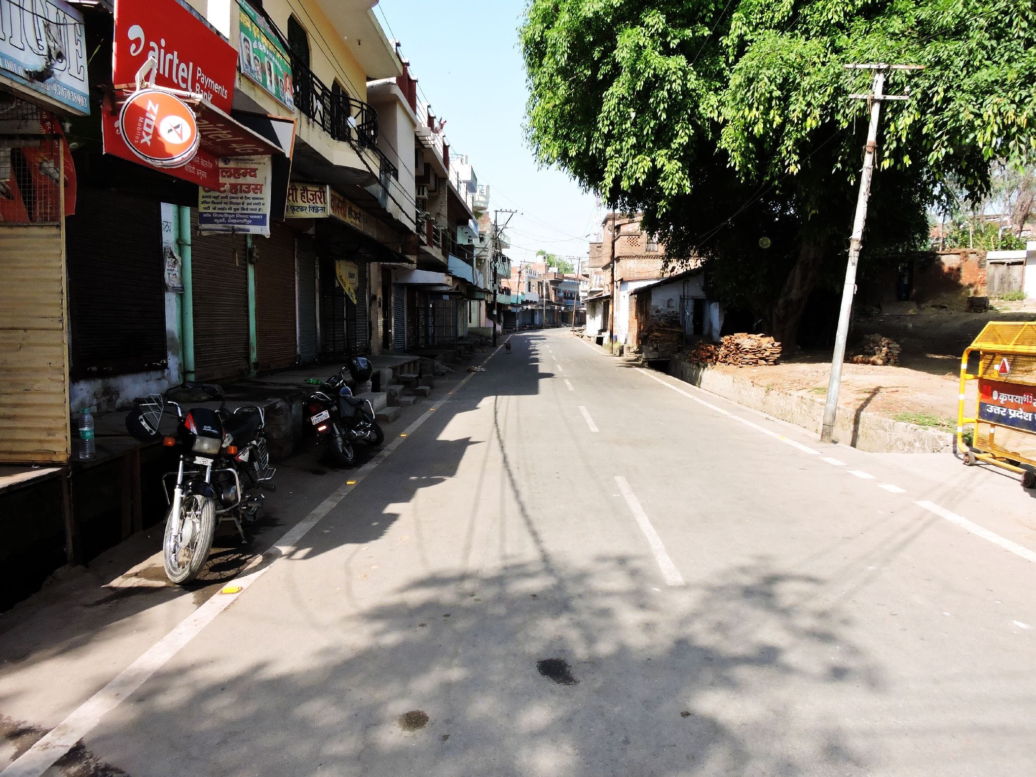 अंटा से मस्जिद जाने वाले मार्ग पर छाया सन्नाटा । संवाद अंटा से मस्जिद जाने वाले मार्ग पर छाया सन्नाटा । संवाद