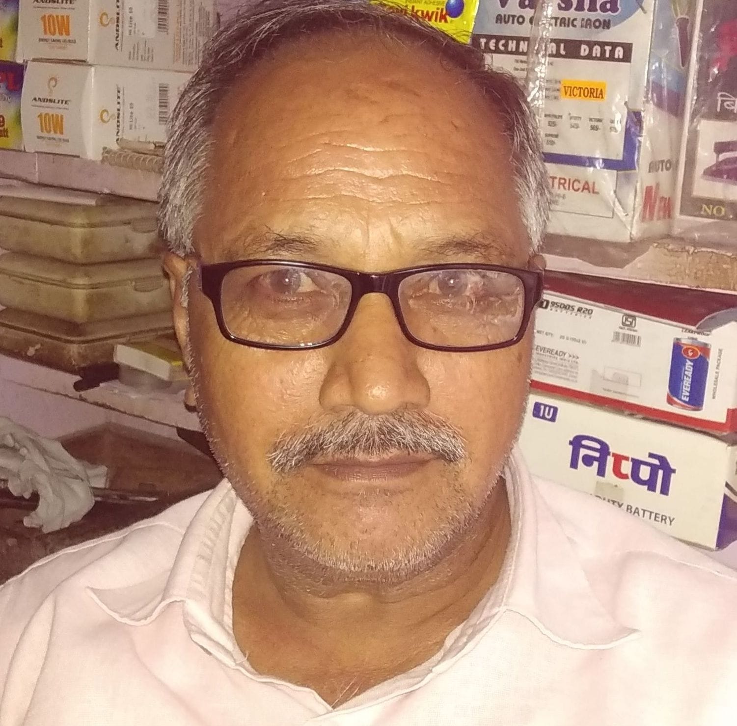  रबनेश जैन।