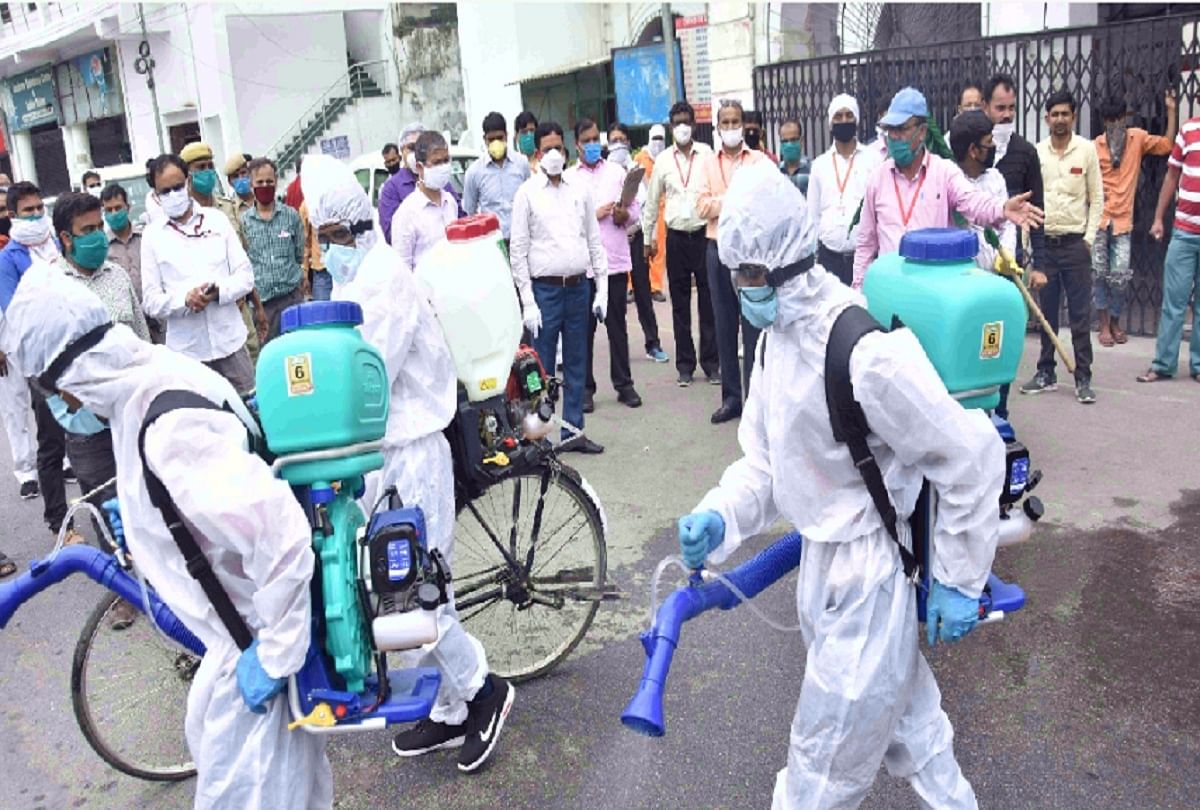 Coronavirus In Uttar Pradesh Up Live Updates News In Hindi Covid 19 New  Cases - Coronavirus In Up Live Updates: उत्तर प्रदेश में संक्रमितों का  आंकड़ा 1000 के पार, पांच जिले कोरोना