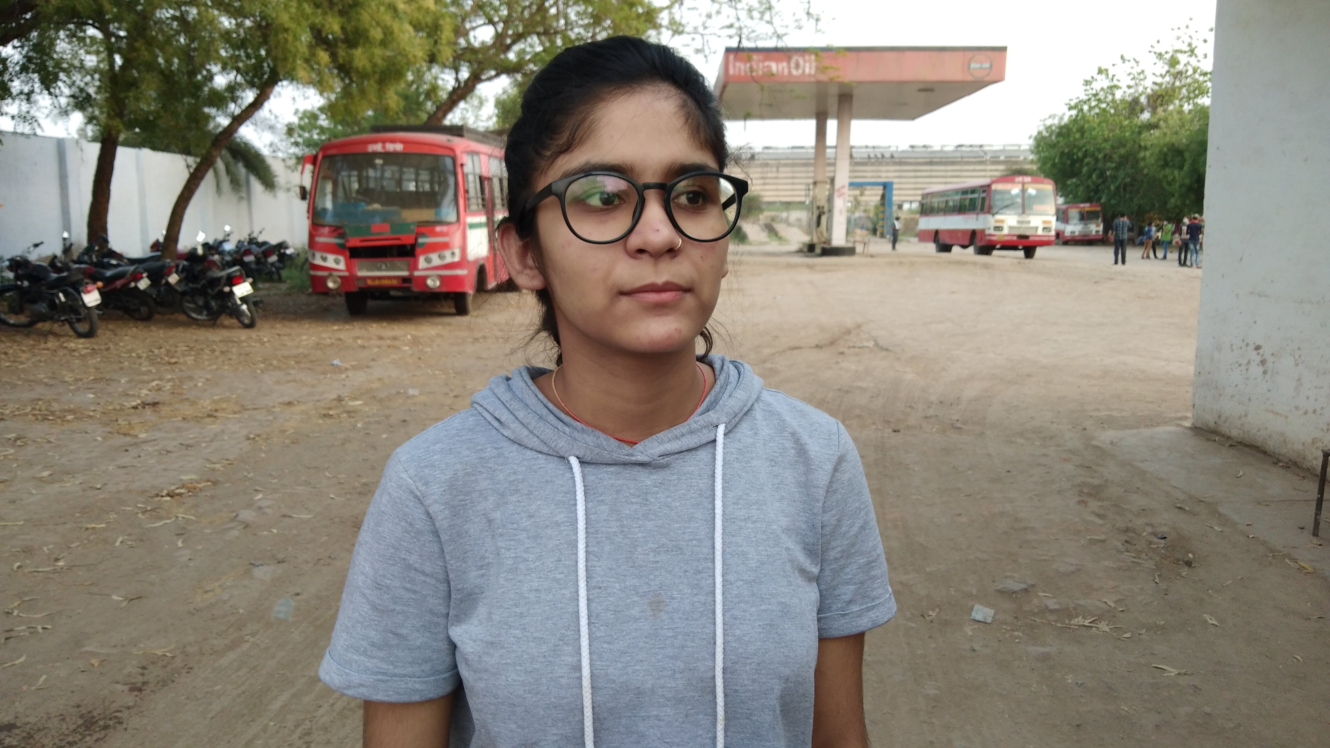 बनारस निवासी छात्रा सलोनी