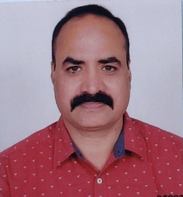 दशि संस्था के कोषाध्यक्ष संजय वर्मा।