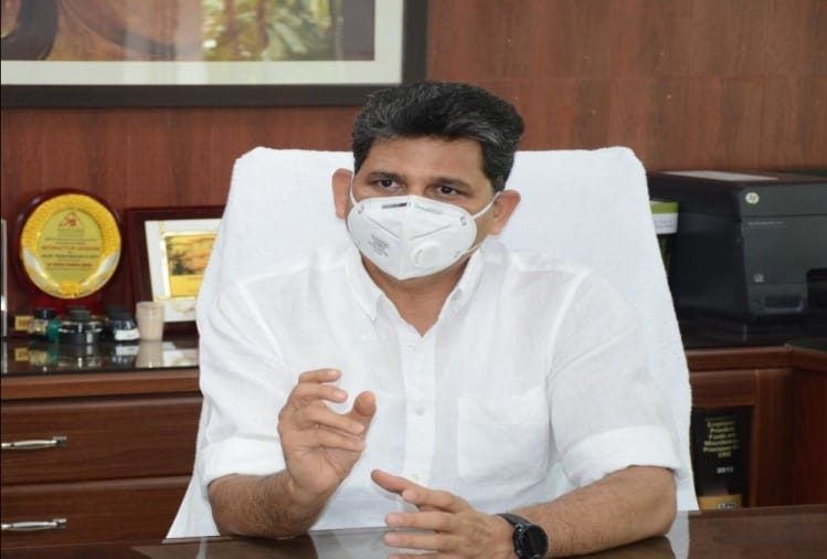 पीएफ कमिश्नर मनोज कुमार यादव
