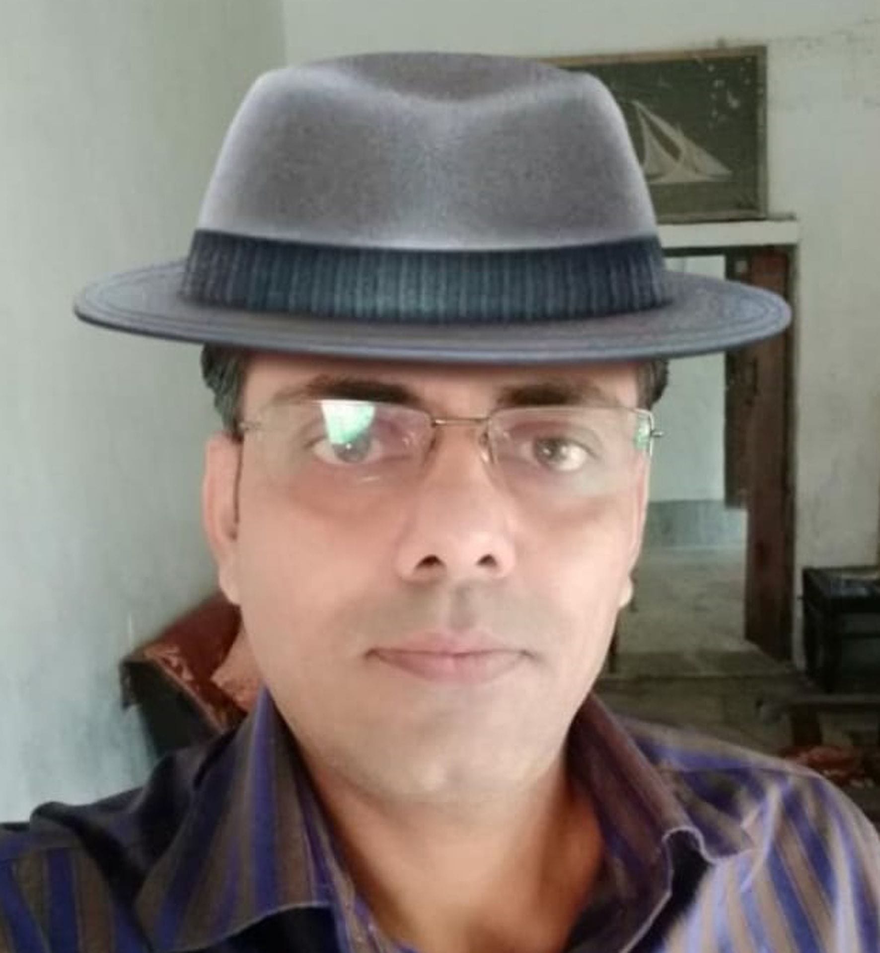 मदनमोहन शर्मा।