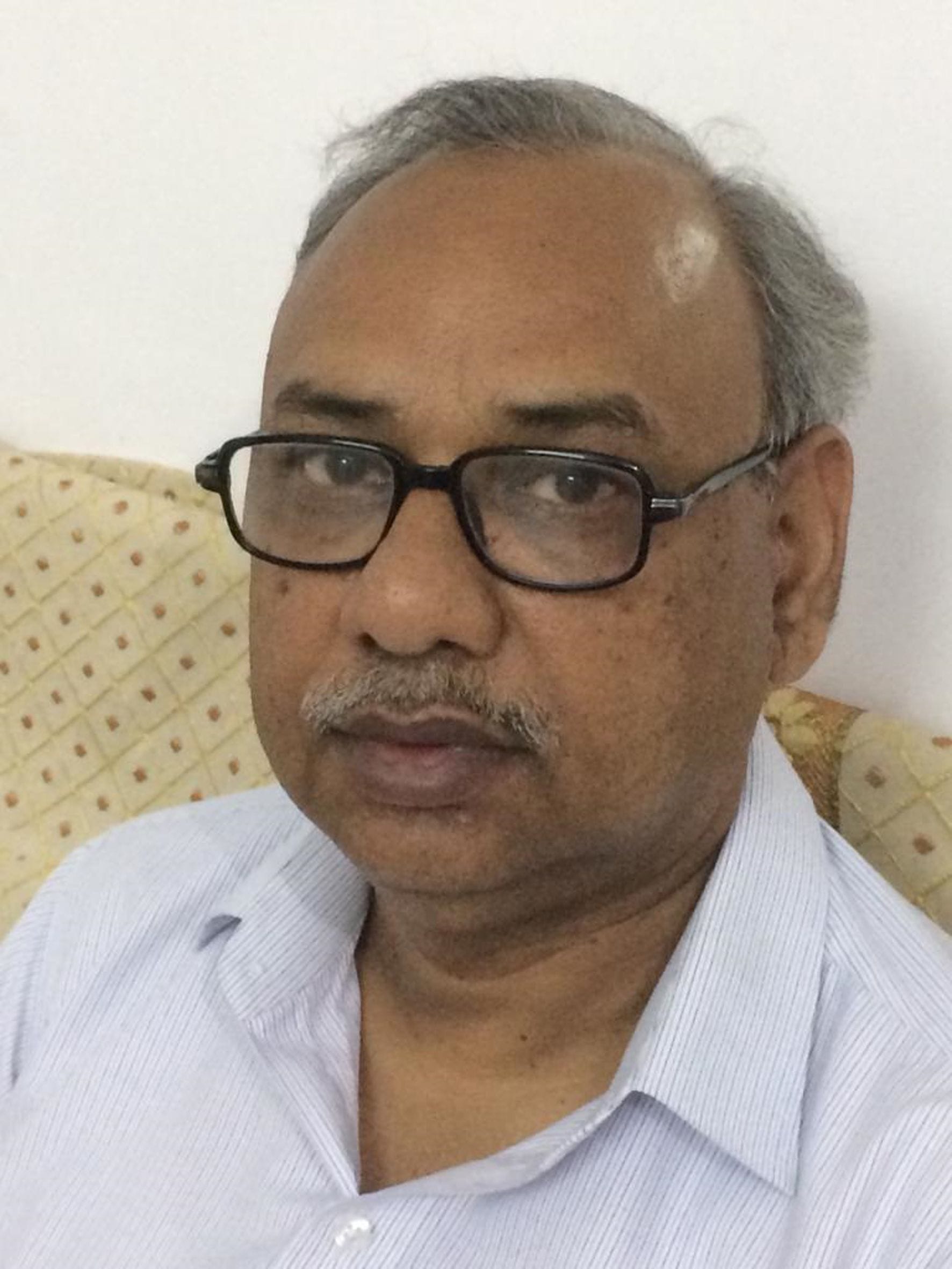 डा. अशोक कुमार।